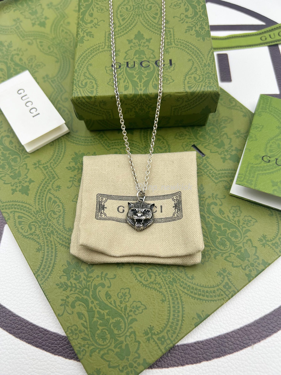 Gucci Silver Necklace With Tiger Pendant Silvery (4) - www.newkick.vip